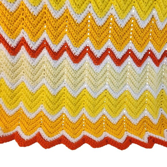 Handmade Crochet Blanket Chevron Zig Zag Pattern Yellow Orange White 42" x 36" A - Picture 3 of 7